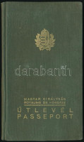 1939 Magyar Királyság fényképes útlevele, Várpalánkán született kaposvári állatorvos részére, jugoszláv (Koprivnica-Kapronca) bélyegzéssel