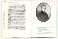 László Zsigmond-Mátéka Béla: Liszt Ferenc élete képekben és dokumentumokban. Bp., 1978., Zeneműkiadó. Kiadói egészvászon-kötés, papír védőborítóban.