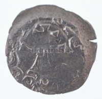 1205-1235. Denár Ag 'II. András' (0,44g) T:2,2- kis kitörésHungary 1205-1235. Denar Ag 'Andreas II' (0,44g) C:XF,VF small crackHuszár: 264., Unger I.: 148.