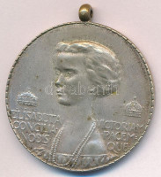 Osztrák-Magyar Monarchia 1915. 'Erzsébet Királyné béke medál' ezüstözött Br érem füllel 'ELISABETA CONCILIA NOBIS VICTORIAM PACEMQUE / 1915' (40mm) T:1-,2 patina Austro-Hungarian Monarchy 1915. 'Empress Elisabeth Peace Medal' silver