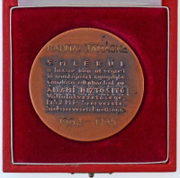 1985. 'Állami Biztosító / Emlékül a hosszú időn át végzett jó munkájáért nyugdíjba vonulása alkalmából' Br plakett tokban (60mm) T:2