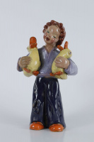 Ráhmer Mária (1911 - 1998): Kisfiú a kacsáival, kerámia néhány máz hibával, 24 cm