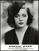 1974 ,,Edith Piaf' című francia film jelenetei és szereplői, 11 db vintage produkciós filmfotó, ezüstzselatinos fotópapíron, 18x24 cm