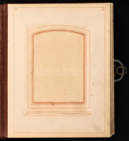 Szecesszió (Jugendstil) fényképalbum, bársony borítással, réz veretekkel, fém csattal, 1900 körül. Kopott, fotók nélkül, albumlapok sérültek, középső historizáló stílusú veret feltehetően pótolt. 26x21x5 cm