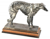 Jelzés nélkül: Borzoi orosz agár. Ezüstözött ón, fa talapzaton, korának megfelelő kopásokkal, feltehetően német, 1910-20 körül. m: 40cm, h: 53 cm