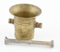 Mini réz mozsár, alumínium törővel, m: 6 cm, h: 9,5 cm