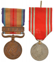 Japán 1937. 'Kínai Incidens Háborús Érem' bronz kitüntetés mellszalagon + Japán ~1940-1945. 'Császári Vöröskereszt' ezüstözött fém érem mellszalagon T:2,2-Japan 1937. 'Chinese Incident War Medal' bronze medal on ribbon + Japan