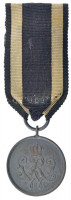 Német Államok / Poroszország 1872-1918. 'Harcos Érdemérem' jelzetlen Ag kitüntetés mellszalaggal T:1- patinaGerman States / Prussia 1872-1918. 'Warrior Merit Medal (Krieger Verdienst)' Ag decoration without hallmark, with ribbon C:AU patina