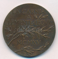Olaszország 1915. 'LA CARNIA A CLEMENTE LEQVIO MCMXV' kétoldalas bronz emlékérem, 'SJ (Stefano Johnson)' gyártói jelzéssel. Szign.: Albino Dal Castagn? (49mm) T:1-,2 több kis ph.Italy 1915. 'LA CARNIA A CLEMENTE LEQVIO MCMXV' double-sided