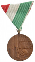 1975. 'Pedagógus Szolgálati Emlékérem' bronz kitüntetés mellszalagon T:1-NMK 714.