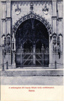 Kassa, Kosice; Székesegyház déli kapuja, Mátyás király amléklámpa. Nyulászi Béla 1907-378. / cathedral with memorial lamps