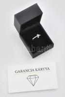 14k Fehérarany eljegyzési gyűrű zafírral 0,32ct , brilliáns csiszolású gyémánttal 0,1ct Pink TWWSI, 2 g, m: 51,5. Új, tanusítvánnyal