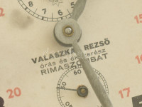 Valaszkai Rezső Rimaszombat, vekker, működik, kopásokkal, m: 16,5 cm