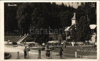 1942 Borszék, Borsec; park, Fő és Erzsébet forrás. Heiter György udvari fényképész felvétele és kiadása / park, spa, spring source