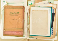 cca 1930-1970 Eszperantó tétel, évkönyvek (Magyar Eszperantó évkönyv 1930, 1932); Baghy Gyula: Eszperantó. A Jelenkor nemzetközi nyelve mint kultúrtervező; nyelvtanuláshoz szükséges leckefüzetek, kézzel írt kotta, levelek,