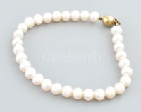 Hófehér édesvizi gyöngysor 14K arany (Au) csattal d: 6,2-67 mm, 19 cm, 10,9 g
