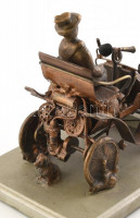 Automobil túra. Bronz szobor, fém talapzaton, Jelzés nélkül m: 23 cm Talapzaton kis dobozzal.