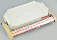 Biserka mérleg, 10 kg, kopott, 32x20cm