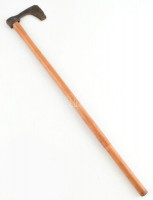 Végvári balta új nyéllel cca 1550 . 65 cm