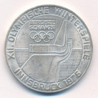 Ausztria 1976. 100Sch Ag 'Innsbruck - XII. téli olimpia / Lesikló sánc' T:2 Austria 1976. 100 Schilling Ag 'Winter Olympics Innsbruck / Ski take-off ramp' C:XFKrause KM#2929