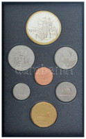 Kanada 1990. 1c-1$ (7xklf) forgalmi sor eredeti üvegezett tokban, tájékoztatóval, díszdobozban T:PP patinaCanada 1990. 1 Cent - 1 Dollar (7xdiff) coin set in original case, with description, in gift box C:PP patina