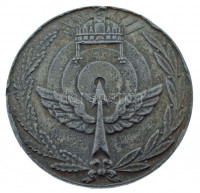 1944-1945. 'Tűzvezető jelvény' Al jelvény előlapján lekopott eloxálással, hátoldalán rögzítőpánttal (44mm) T:VF oxidáció, ph Hungary 1944-1945. 'Infantry Heavy Weapon Squad Commander's Badge' Al badge with worn anodization on the