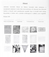 Gyarmathy Tihamér (1915 - 2005) emlékére: 12 lapos grafikai mappa, Budapest 2005. Különböző sokszorosító grafikai technikák (8db rézkarc, 3db cinkográfia, 1db linómetszet), merített papír. Jelezve laponként GY szárazpecséttel,