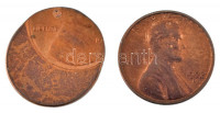 Amerikai Egyesült Államok DN (1959-1982). 1c bronz 'Lincoln' technológiai hibás veret (látványosan félrecsúszott veret) (3,07g) + 1972-es támpéldány T:AU,XFUSA ND (1959-2008). 1 Cent bronze 'Lincoln' technological error (spectacularly