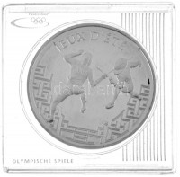 Franciaország 2006. 1 1/2E Ag 'Pekingi Olimpia 2006 - Vívás' kapszulában T:PP patina, ujjlenyomat /France 2006. 1 1/2 Euro Ag 'Olympic Games Beijing - Fencing' in capsule C:PP patina, fingerprintsKrause KM#2041
