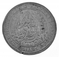 Német Államok / Bajorország 1625. Tallér Ag 'I. Miksa' (28,70g) T:XF,VF anyaghiba / German States / Bavaria 1625. Thaler Ag 'Maximilian I' (28,70g) C:XF,VF metal error Davenport 6070.
