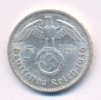 Német Harmadik Birodalom 1936E 5M Ag 'Paul von Hindenburg' T:XF kis ph. German Third Reich 1936E 5 Reichsmark Ag 'Paul von Hindenburg' C:XF small edge error Krause KM#94