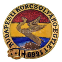 ~1900. 'Budapesti Korcsolyázó Egylet' zománcozott bronz gomblyukjelvény 'Seibert V. Bécs' gyártói jelzéssel (25x26mm) T:XF,VF nagyobb zománchiba