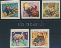 1974 Munkaelefántok vágott sor Mi 751-755