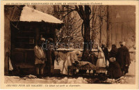 Oeuvres pour les malades. Un blessé est porté au dispensaire. Les Franciscaines Missionnaires de Marie en Mission - Baramulla (Cachemire) / Works for the sick. An injured person is taken to the dispensary. The Franciscan Missionaries of Mary on