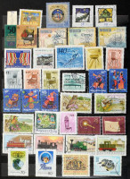Szépen rendezett javarészt pecsételt magyar gyűjtemény 1871-től 2001-ig bélyegekkel, önálló kiadásokkal és teljes sorokkal 3 db A4-es berakóban, benne jobb kiadásokkal