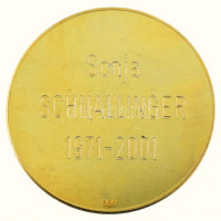 Ausztria 2001. 30 éves érdemi együttműködés - Fischer aranyozott kétoldalas jelzett Ag emlékérem kapszulában, hátoldalán névre szóló gravírozással (20g/0.999/35mm) T:AU, patinaAustria 2001. 30 Jahre Verdienstvolle Mitarbeit -