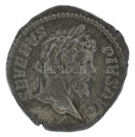Római Birodalom 202 / Septimus Severus / Róma / Denarius Ag (3,30g) T:XFRoman Empire 202 / Septimus Severus / Rome / Denarius Ag 